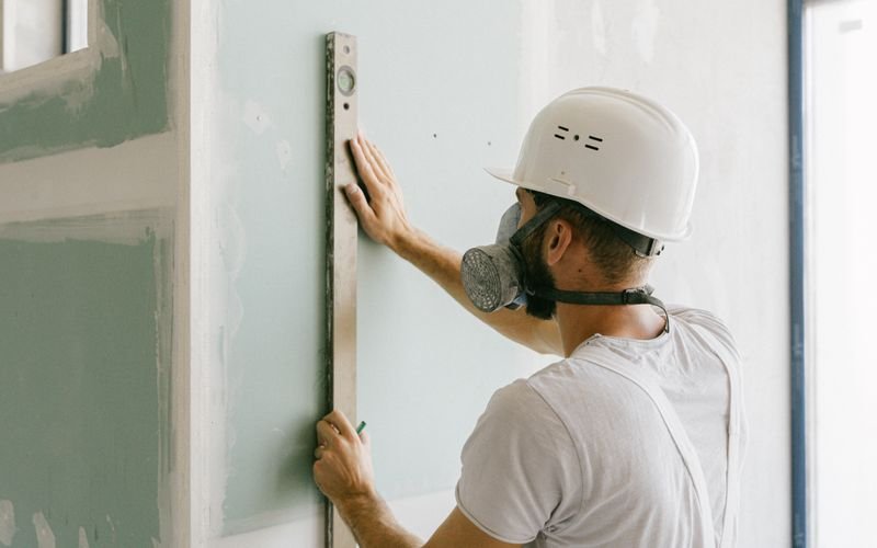 Isolation de plafond et rampants par l'intérieur sur un chantier à Lyon
