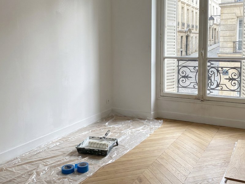 Remise en état d'un appartement lyonnais entre deux locataires, peinture et sols refaits